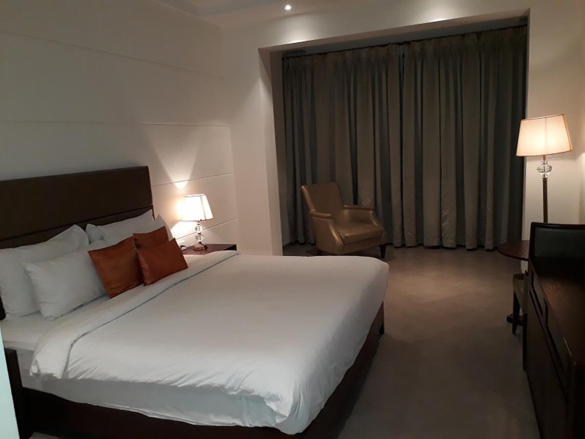 Lemon Tree Hotel Candolim Exterior foto