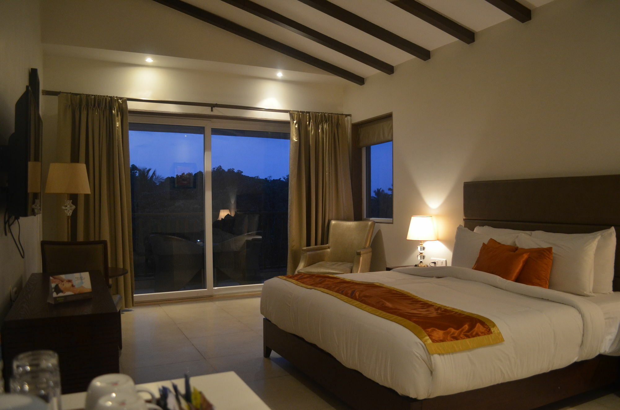 Lemon Tree Hotel Candolim Exterior foto